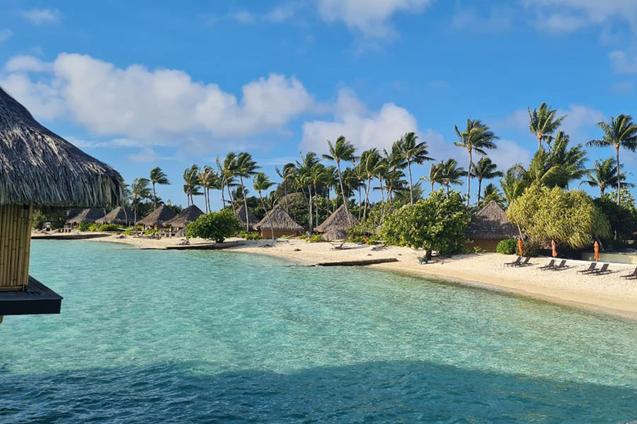 Stay the the Intercontinental Le Moana Bora Bora | Travel Nation