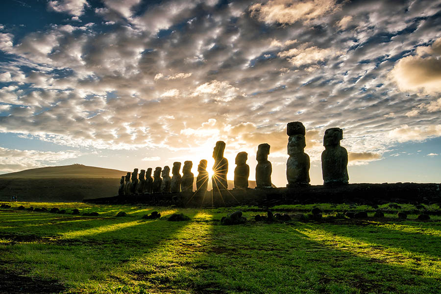 See the famous Moai statues of Easter Island | Travel Nation