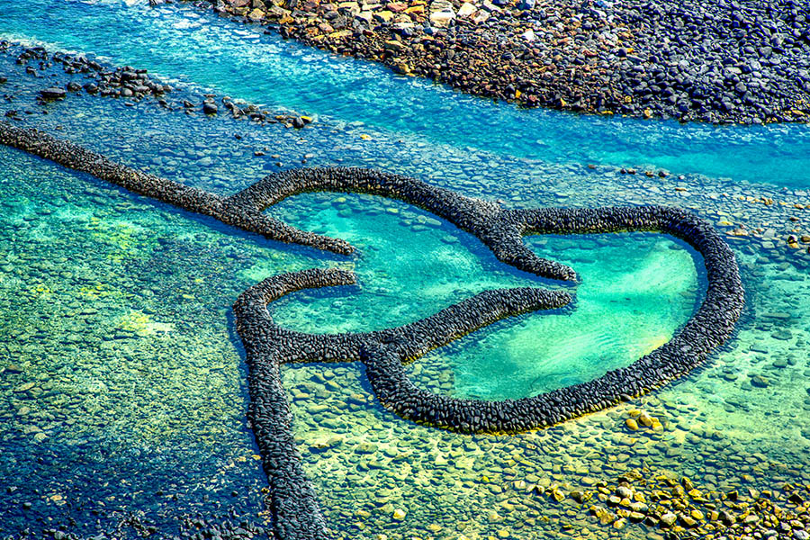 See the double heart stones of Chimei Island, Taiwan | Travel Nation