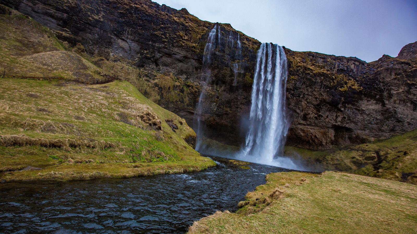 image_icelandfamilyjourneygeysersglaciersandfjords