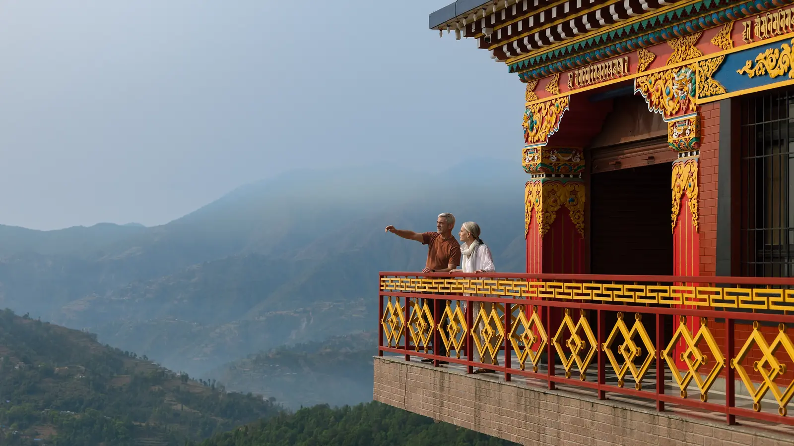 image_signatureindianepalbhutantajmahalhimalayastigersnest