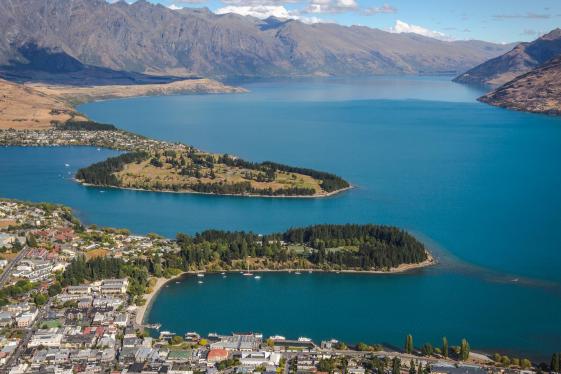 image_bestofnewzealandmountainbikingblack-sandbeaches