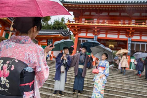 image_japantokyonightskyototemples