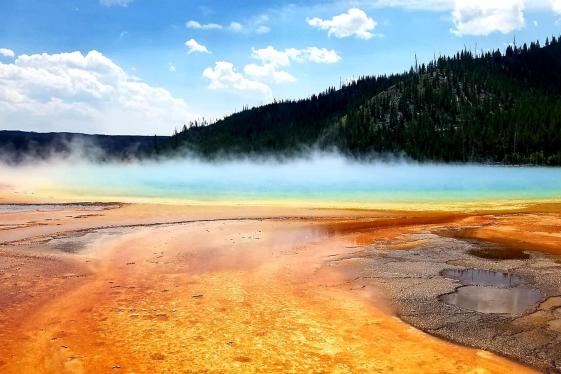 image_nationalparksfamilyjourneyyellowstoneandgrandteton