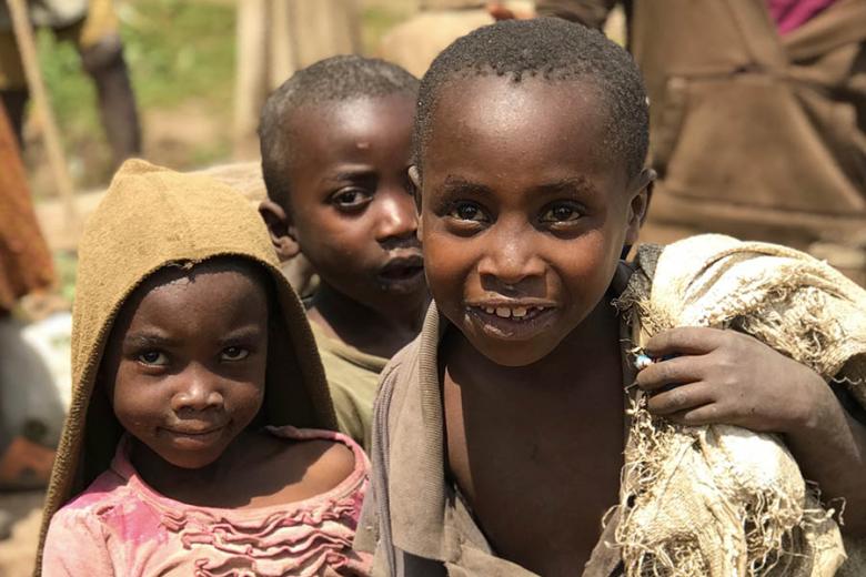 Get a warm welcome from the village kids in Rwanda | Travel Nation