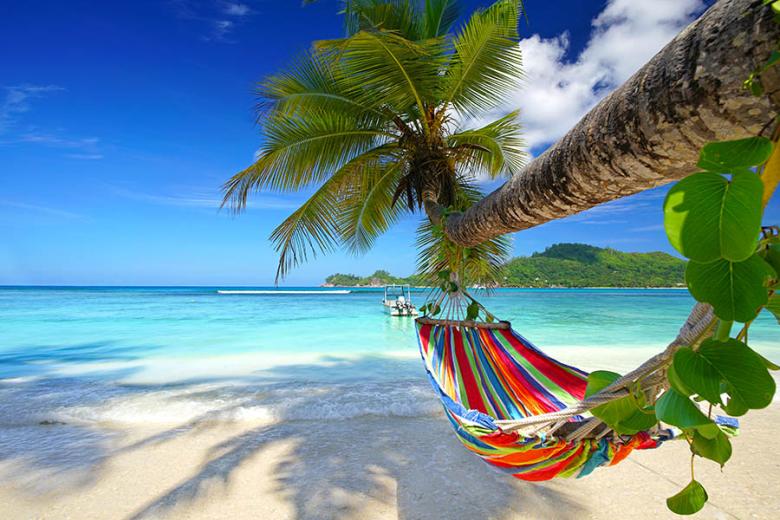 Swing in a hammock in the Seychelles | Travel Nation Swing in a hammock in the Seychelles | Travel Nation