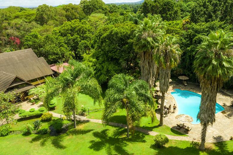 Stay at Arumeru Lodge | Travel Nation